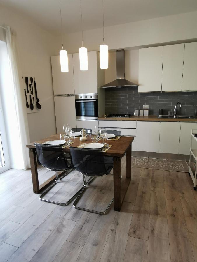 Dagnino House - Luxury Apartment In The Center Of ปาแลร์โม ภายนอก รูปภาพ
